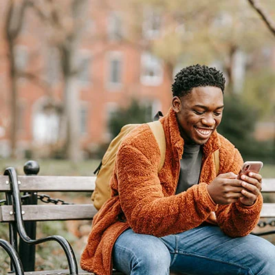 10条父亲节祝福短信，分享对父亲的热爱与敬意